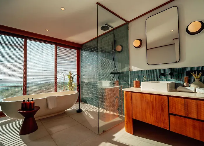 Ocean View By Gruen 4*